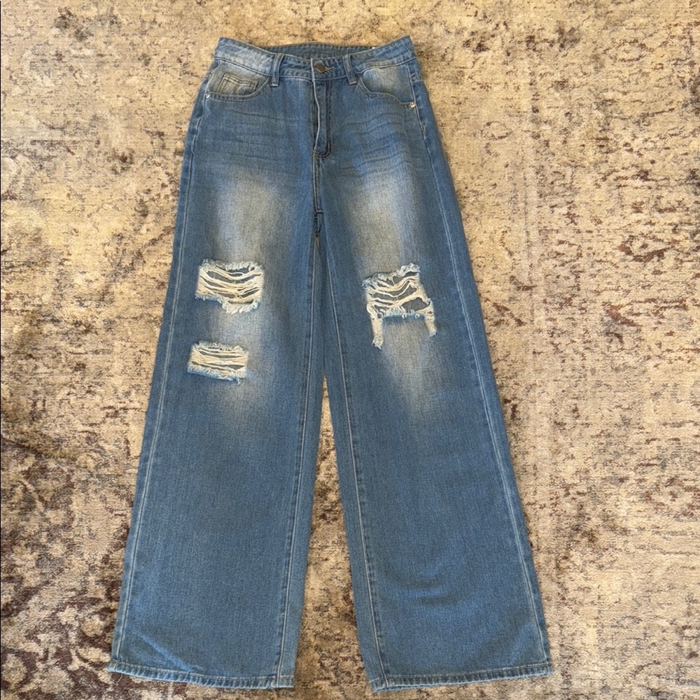 SHEIN Straight Leg Distressed Jeans